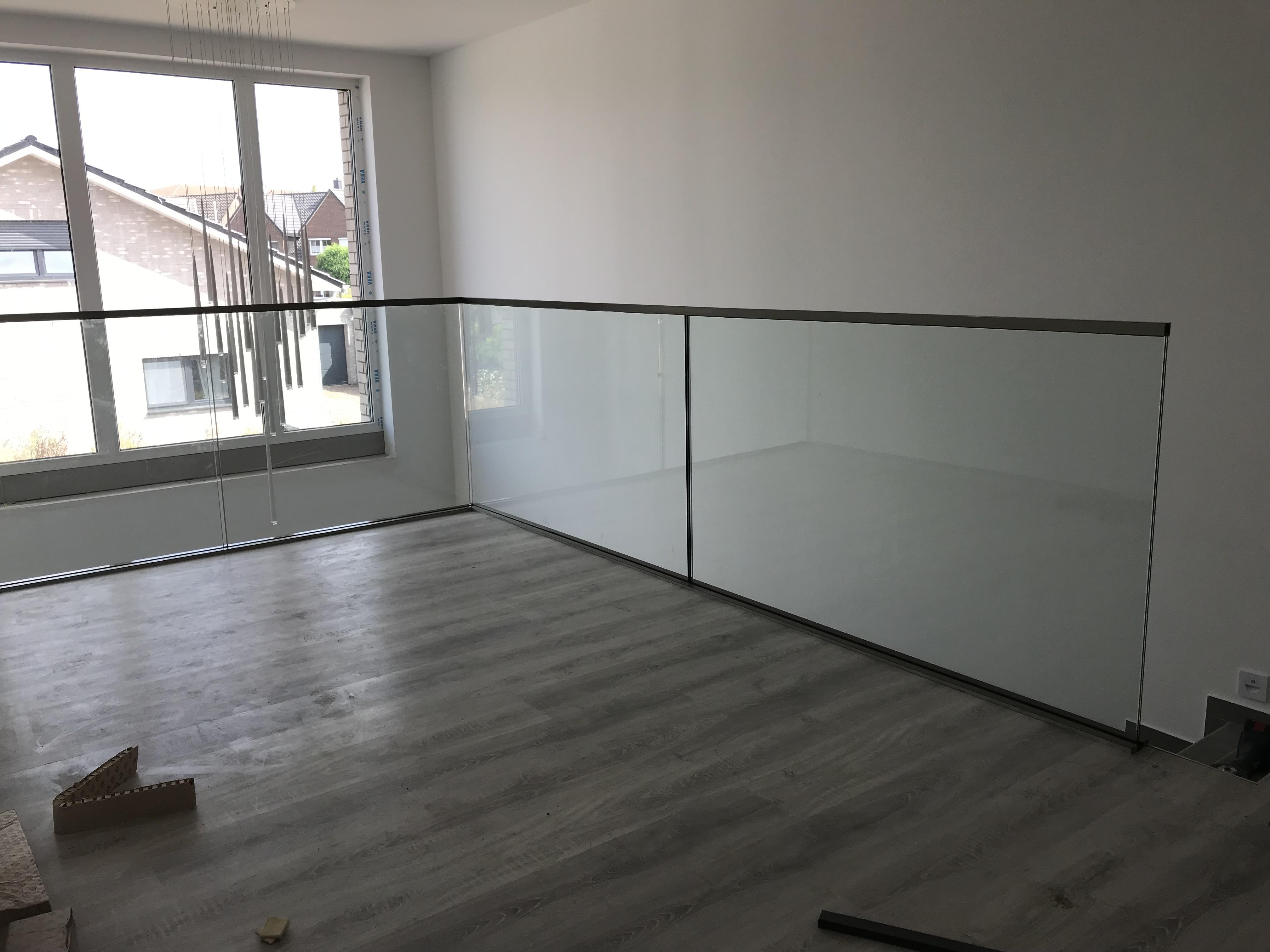 Glasgeländer Image