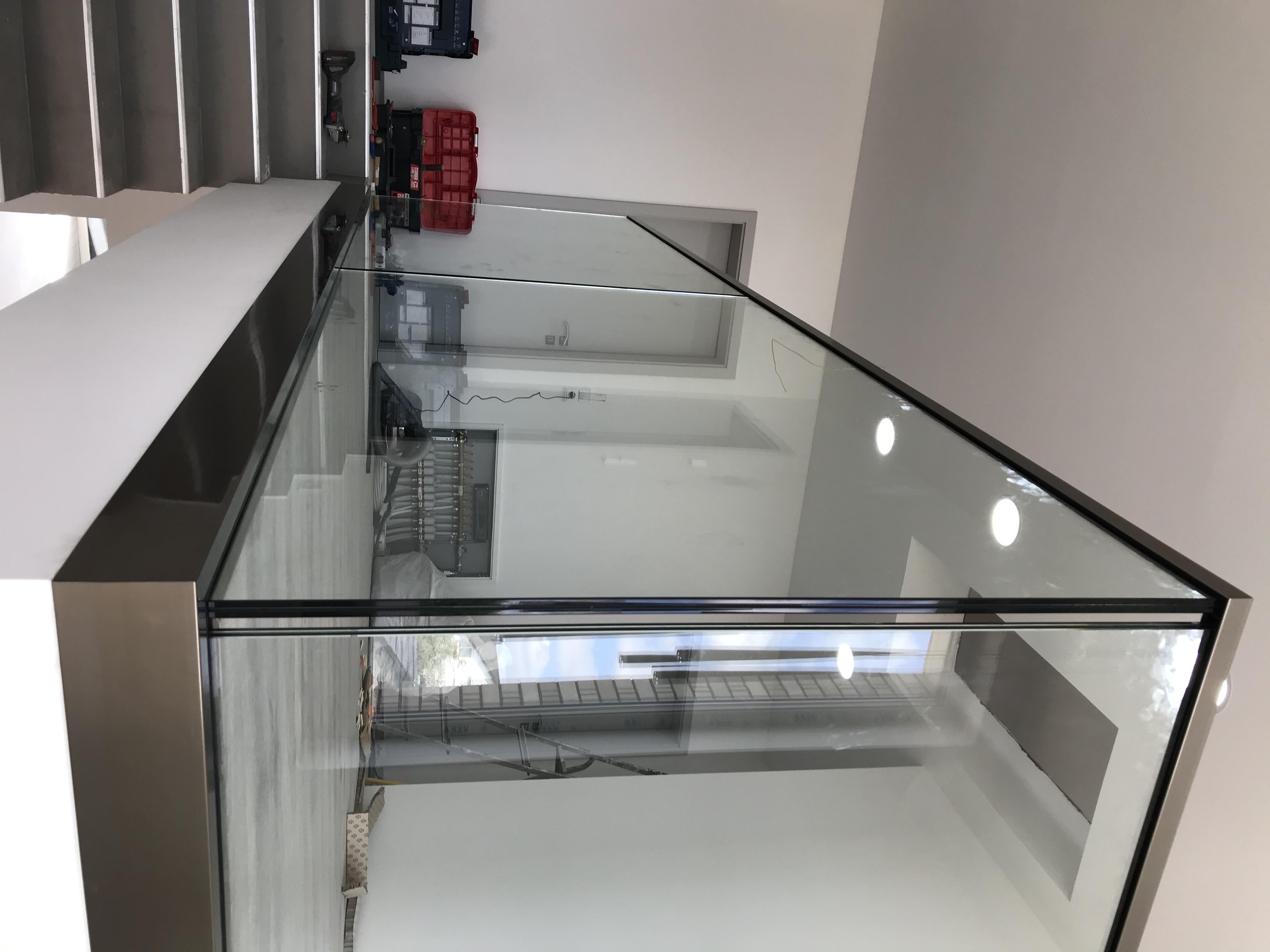 Glasgeländer Image